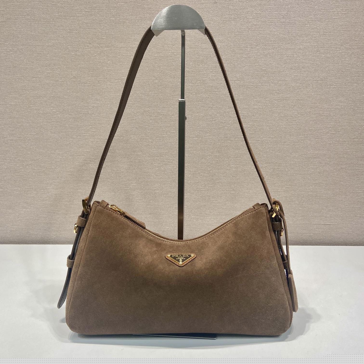 Pra*a top handle bags